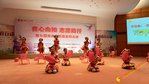 节目表演1.jpg